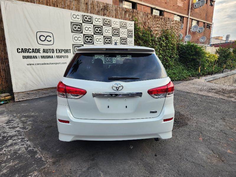  28206  TOYOTA WISH  2010  