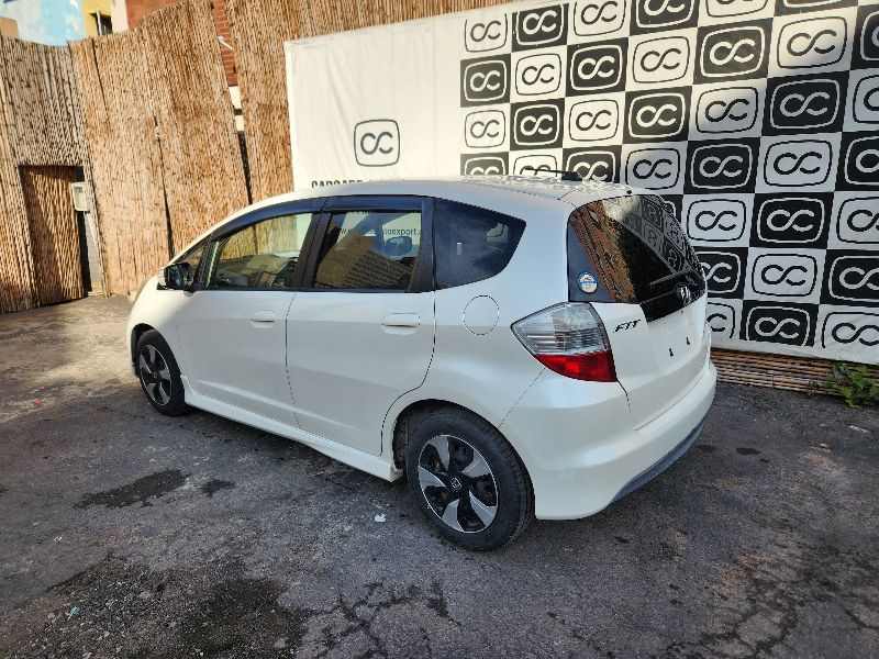  28207  HONDA FIT  2008  