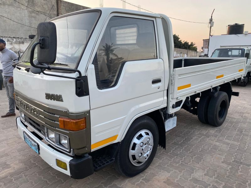  28248  TOYOTA DYNA  1988  