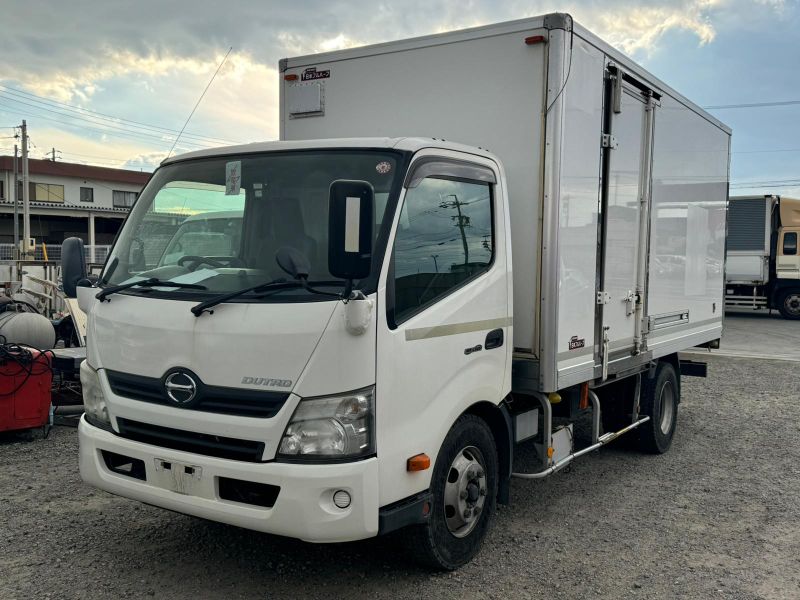  28262  HINO DUTRO  2013  
