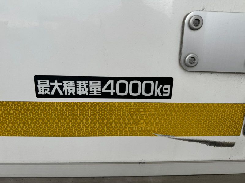  28262  HINO DUTRO  2013  