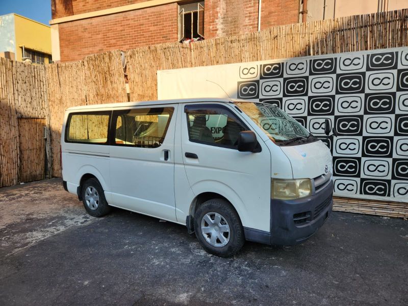 28265  TOYOTA HIACE  2006  