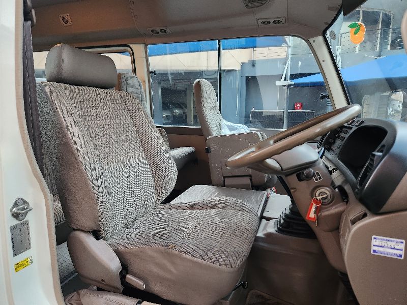  28290  TOYOTA COASTER  1995  