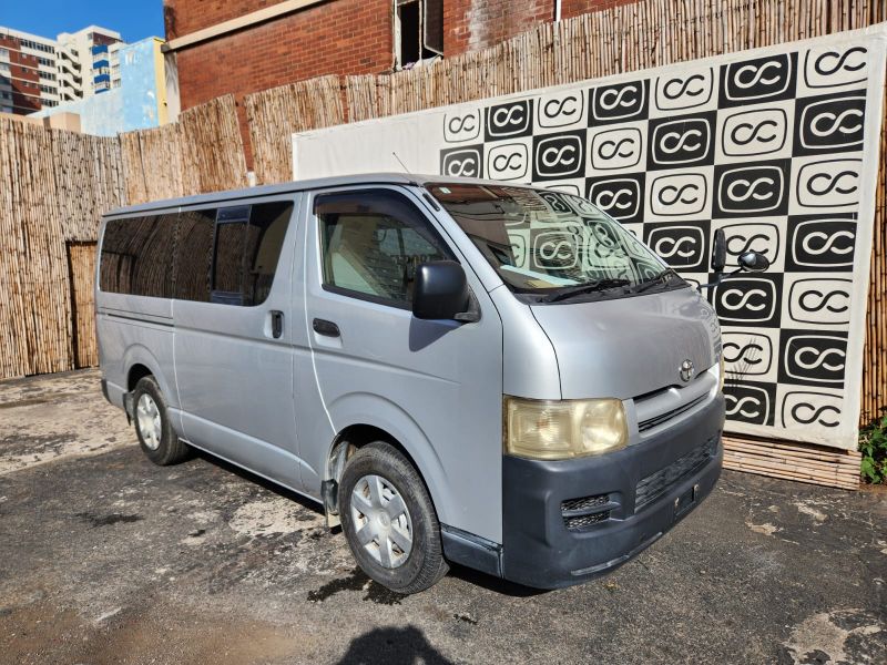  28308  TOYOTA HIACE  2005  