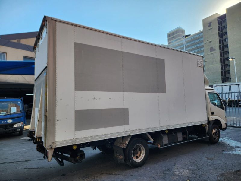  28315  TOYOTA DYNA  2003  
