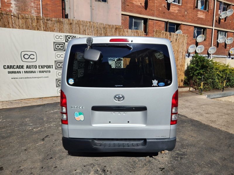  28362  TOYOTA HIACE  2006  