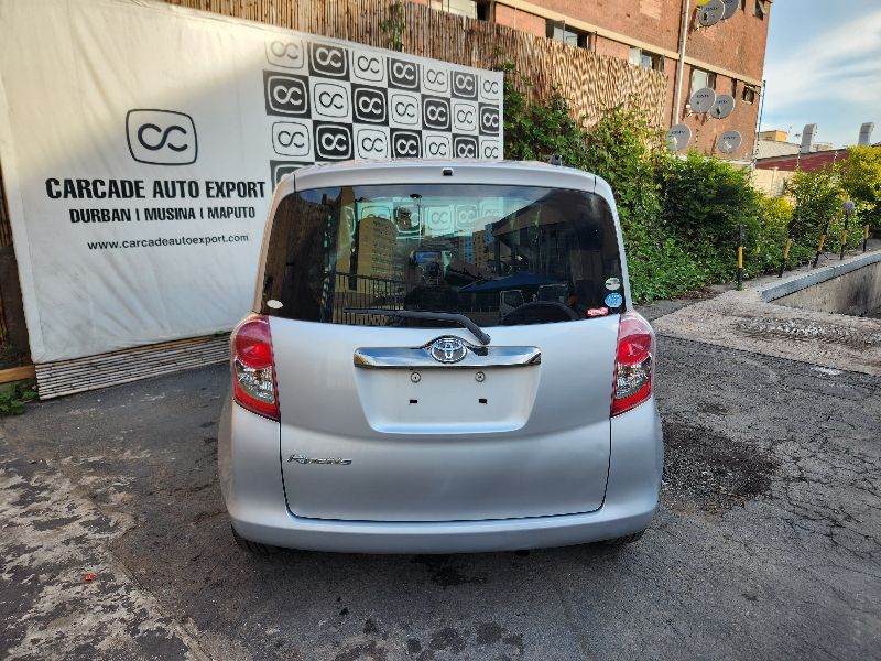  28449  TOYOTA RACTIS  2009  
