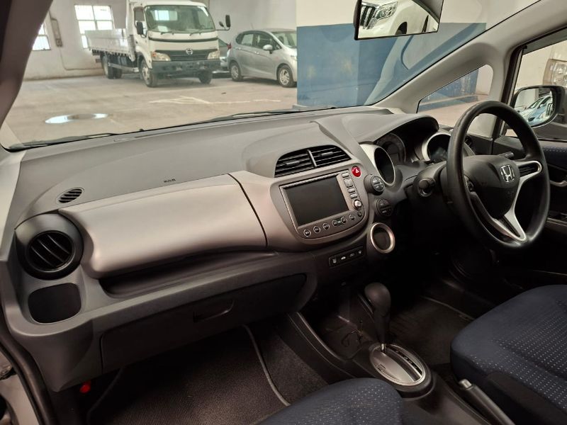  28499  HONDA FIT  2008  