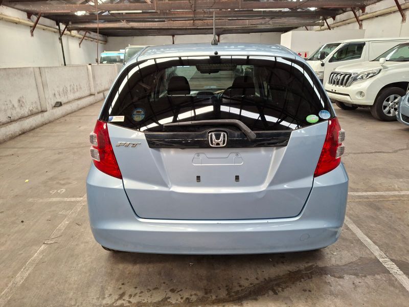  28500  HONDA FIT  2008  