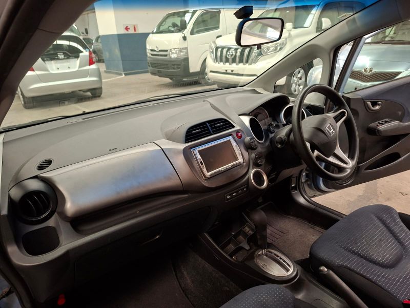  28500  HONDA FIT  2008  