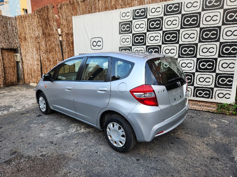  28501  HONDA FIT  2012  