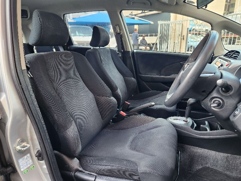  28501  HONDA FIT  2012  