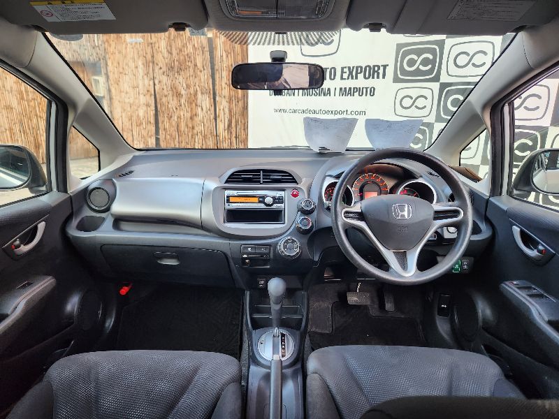  28501  HONDA FIT  2012  