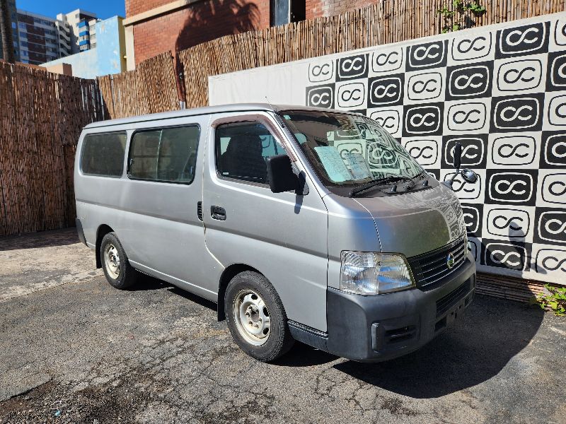 28521 NISSAN CARAVAN 2004