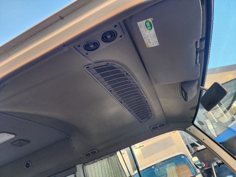  28523  HINO LIESSE BUS  2005  