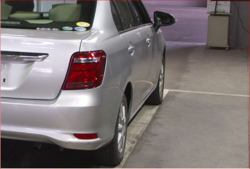  28562  TOYOTA COROLLA AXIO  2015  