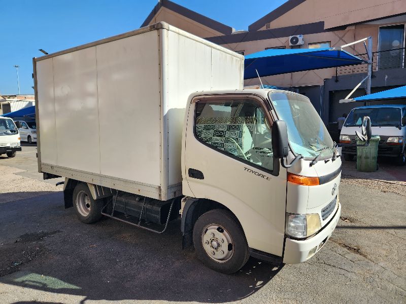  28567  TOYOTA TOYOACE  1999  