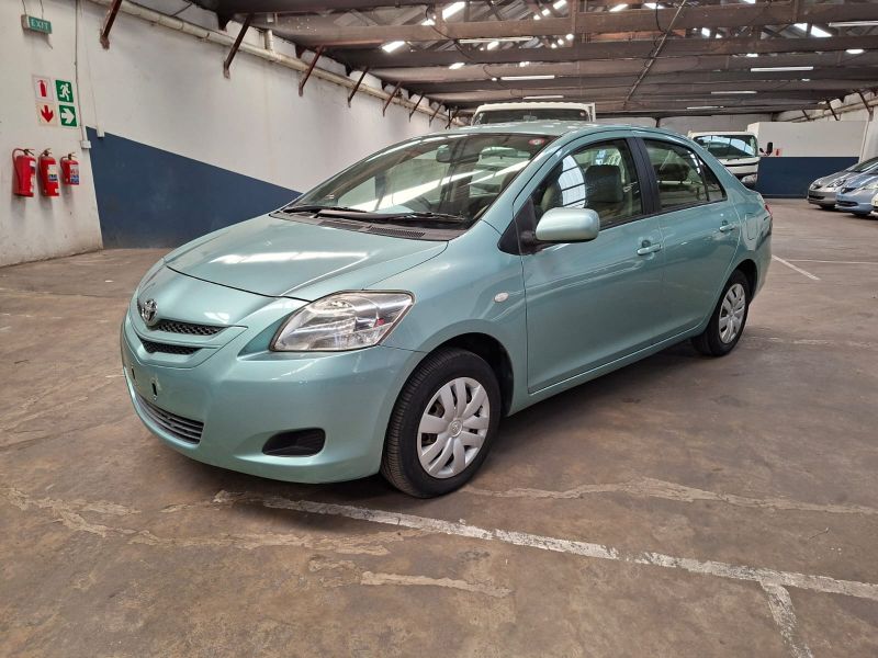  28585  TOYOTA BELTA  2005  
