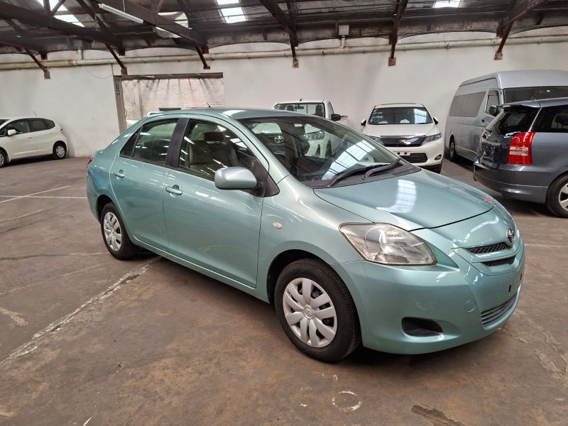  28585  TOYOTA BELTA  2005  