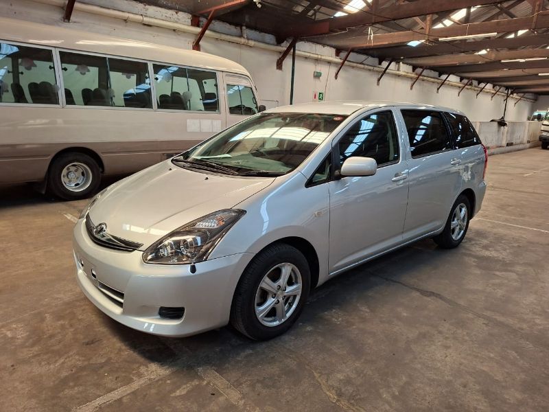 28587  TOYOTA WISH  2006  