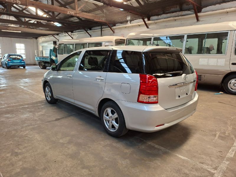  28587  TOYOTA WISH  2006  