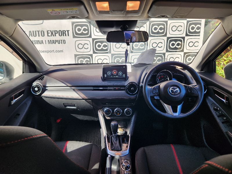  28588  MAZDA DEMIO  2016  
