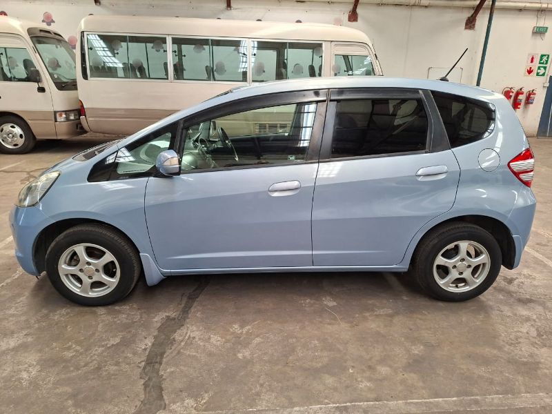  28589  HONDA FIT  2009  