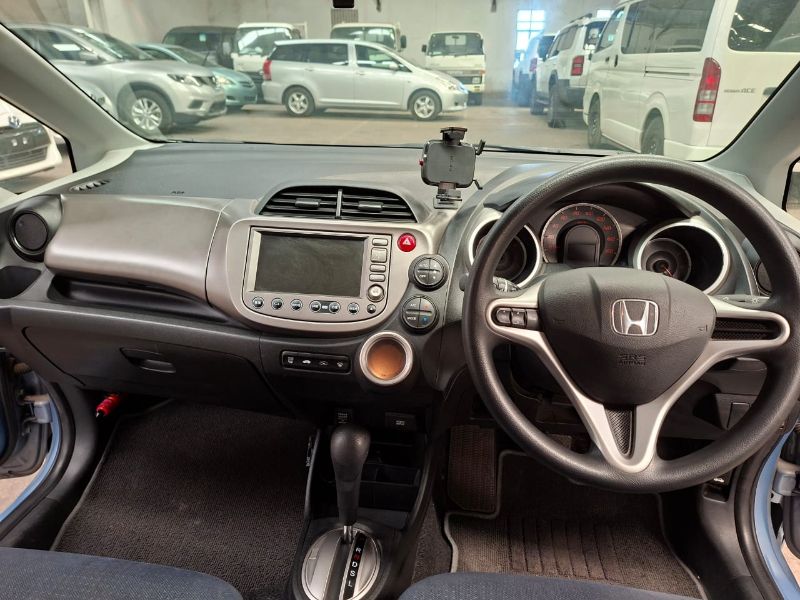  28589  HONDA FIT  2009  