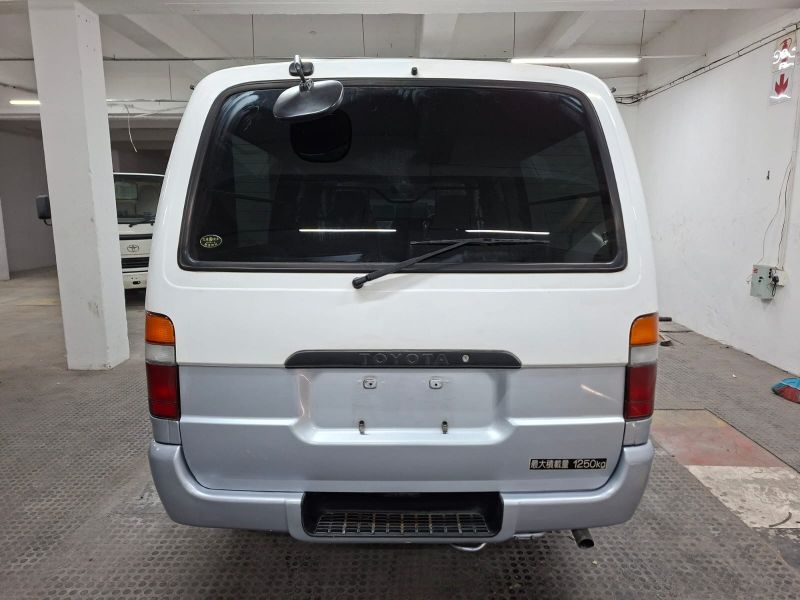 28597  TOYOTA HIACE  1998