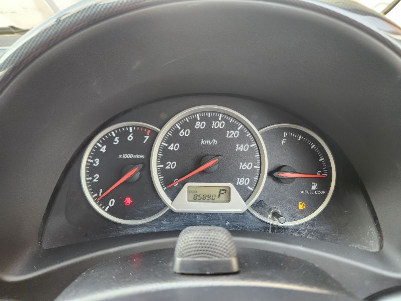  28601  TOYOTA WISH  2004  