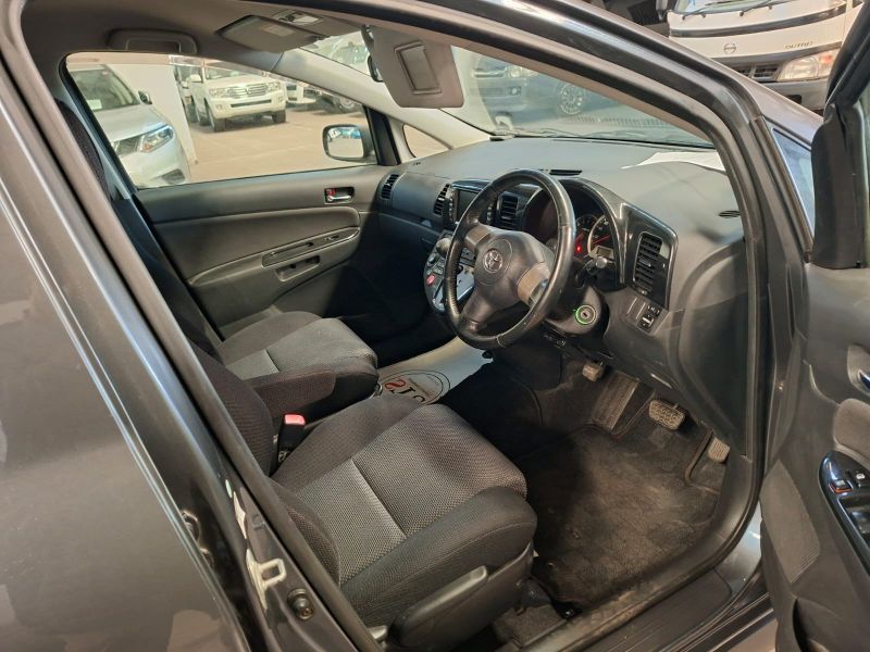  28618  TOYOTA WISH  2003  
