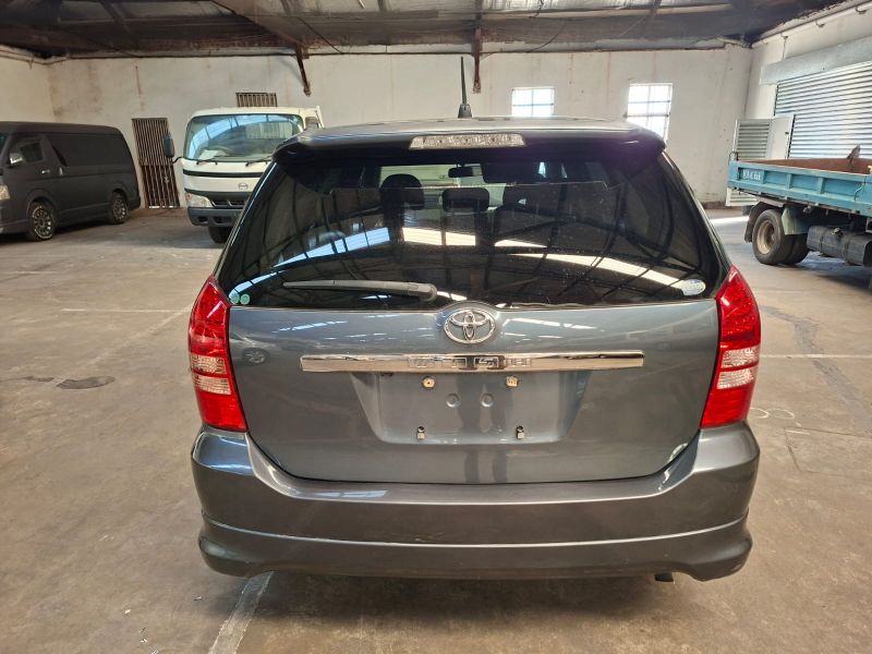  28618  TOYOTA WISH  2003  
