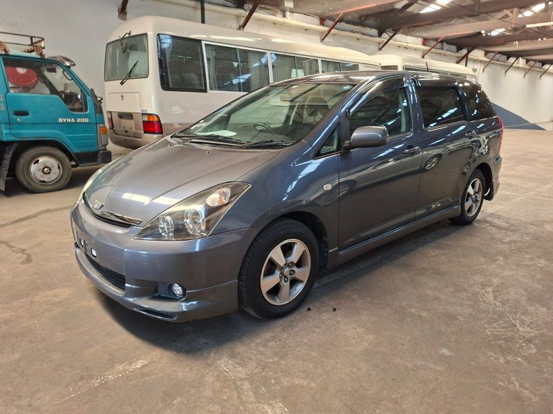  28618  TOYOTA WISH  2003  
