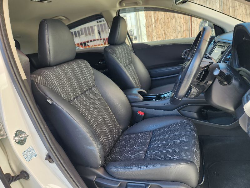  28621  HONDA VEZEL  2015  