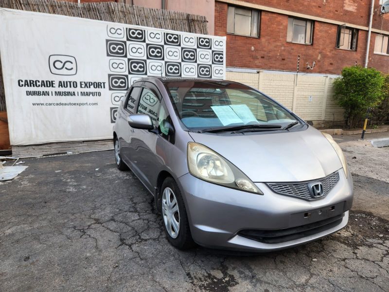  28624  HONDA FIT  2010 