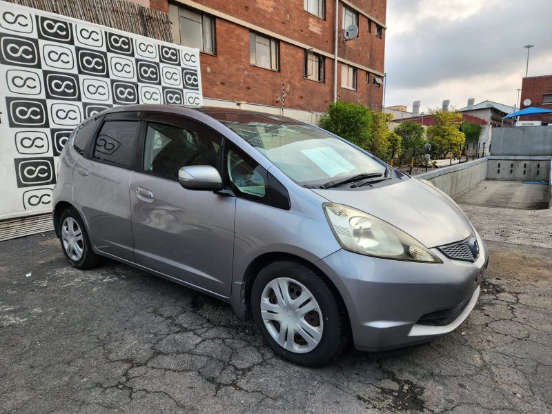  28624  HONDA FIT  2010  