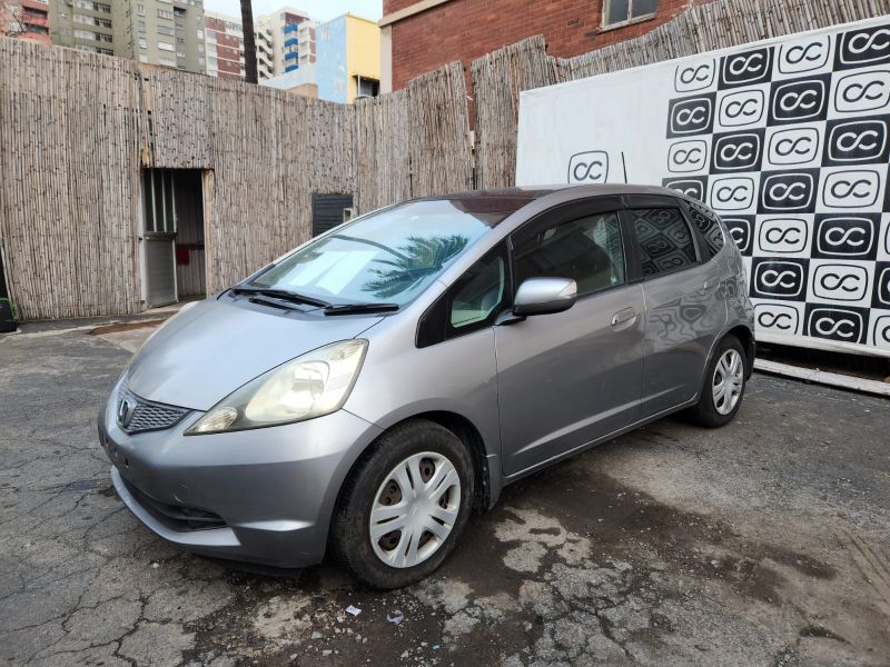  28624  HONDA FIT  2010  