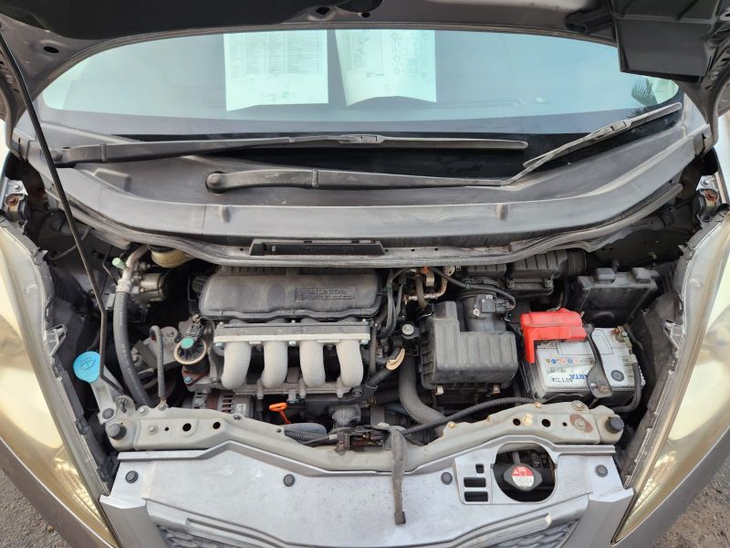  28624  HONDA FIT  2010  