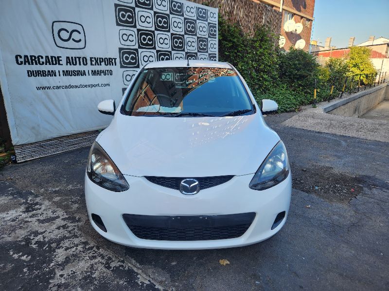 28644 MAZDA DEMIO 2011