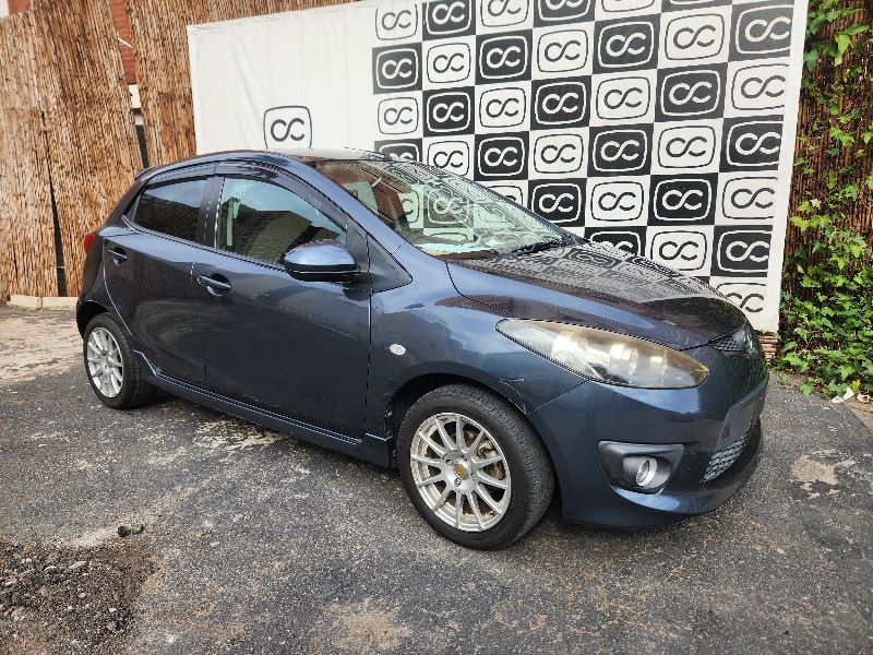  28649  MAZDA DEMIO  2010  