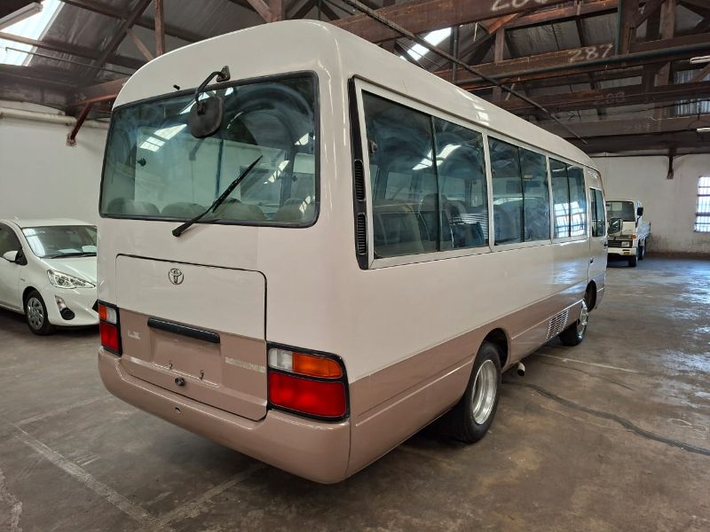  28653  TOYOTA COASTER  1995  