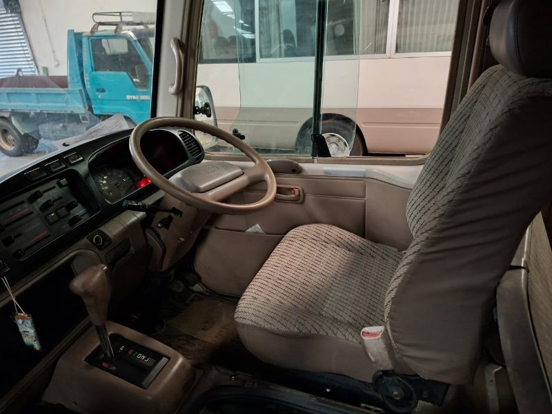  28653  TOYOTA COASTER  1995  