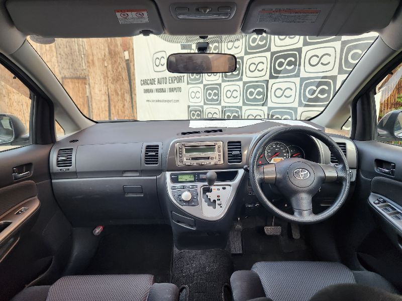  28672  TOYOTA WISH  2005  