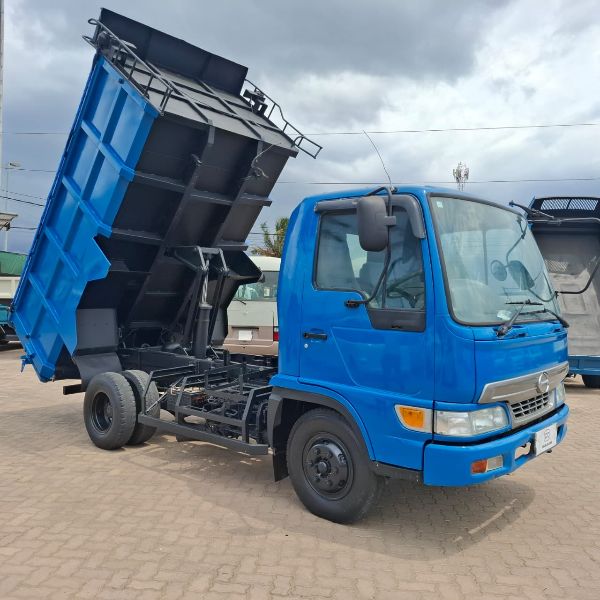  28674  HINO RANGER  2000  