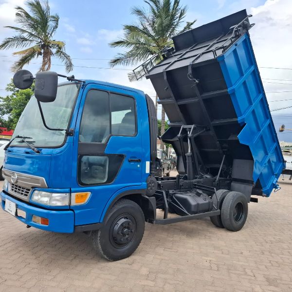  28674  HINO RANGER  2000  