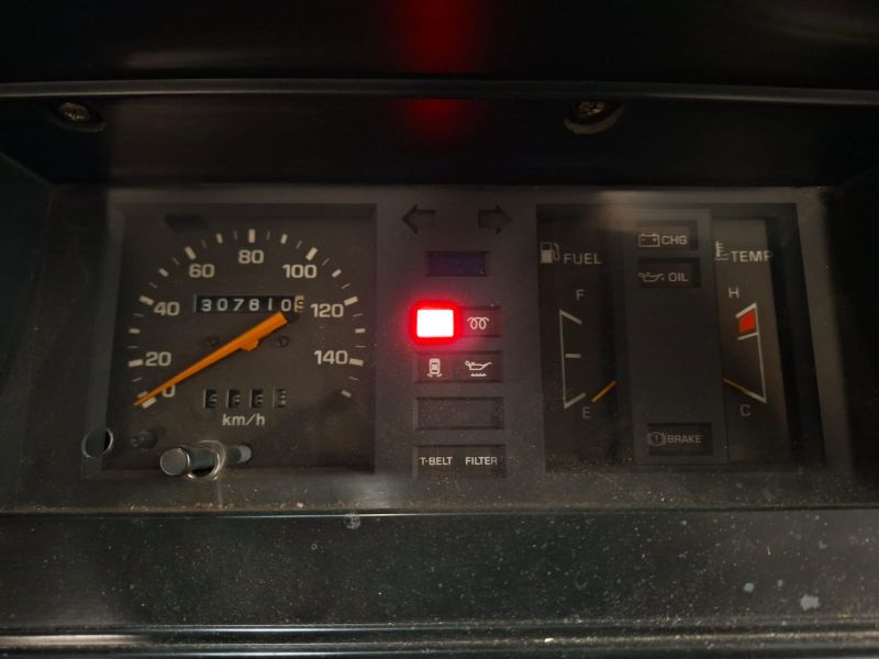  28676  TOYOTA HIACE  1995  