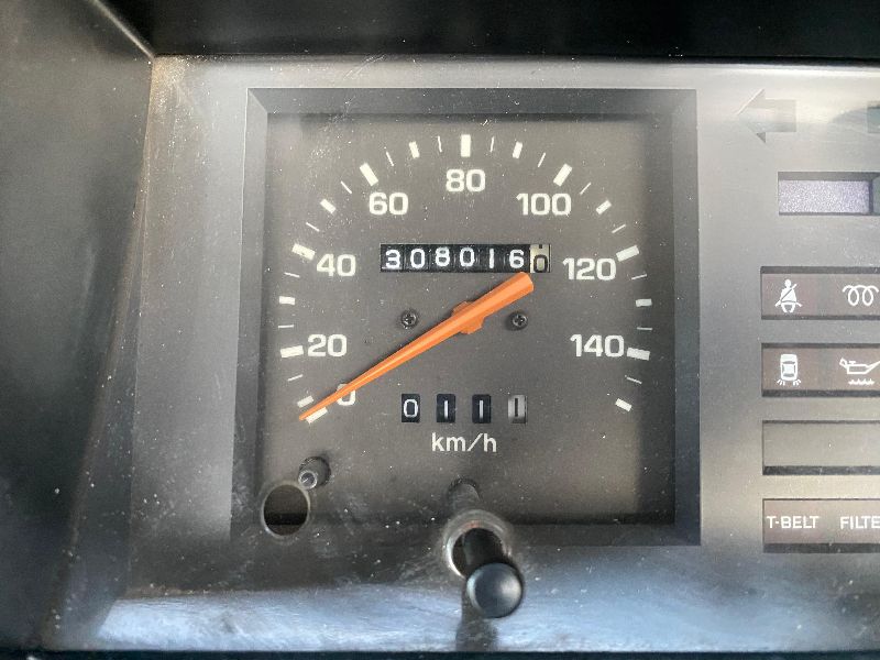  28676  TOYOTA HIACE  1995  
