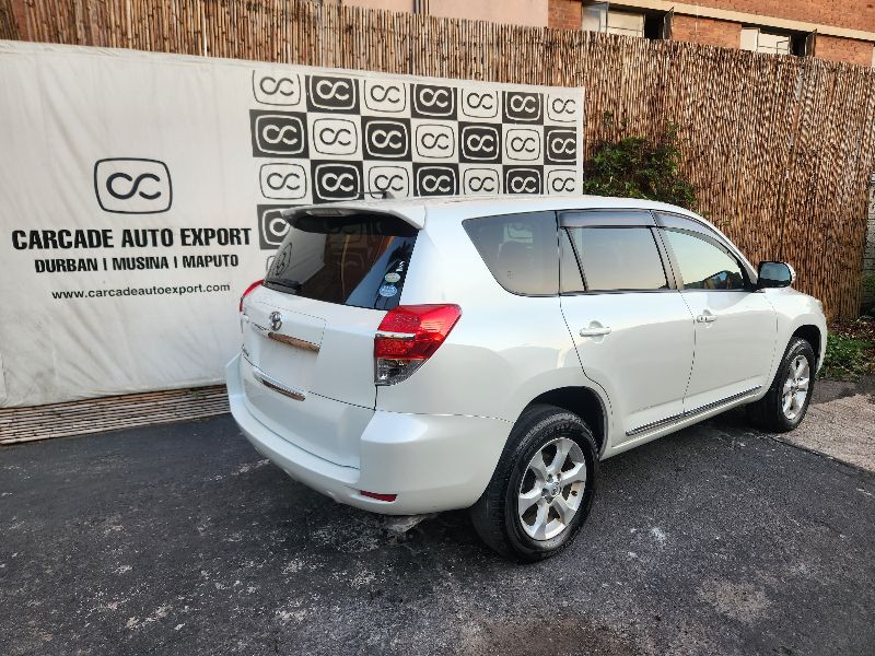  28689  TOYOTA VANGUARD  2010  
