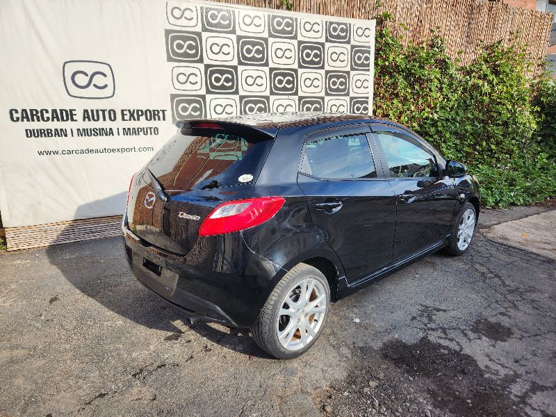  28698  MAZDA DEMIO  2010  