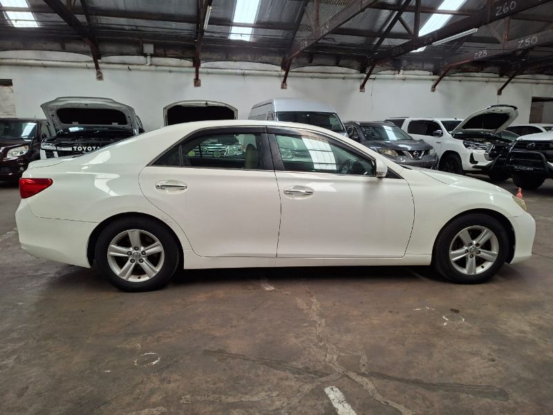  28699  TOYOTA MARK-X  2010  